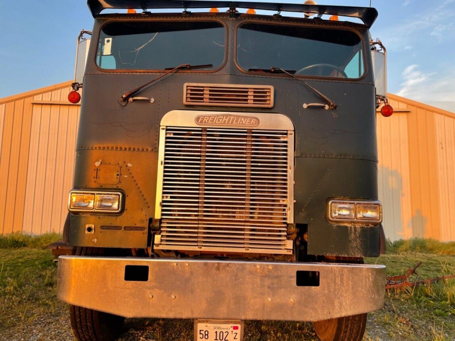 Freightliner Flt Cabover Truck Ready To Work For Sale