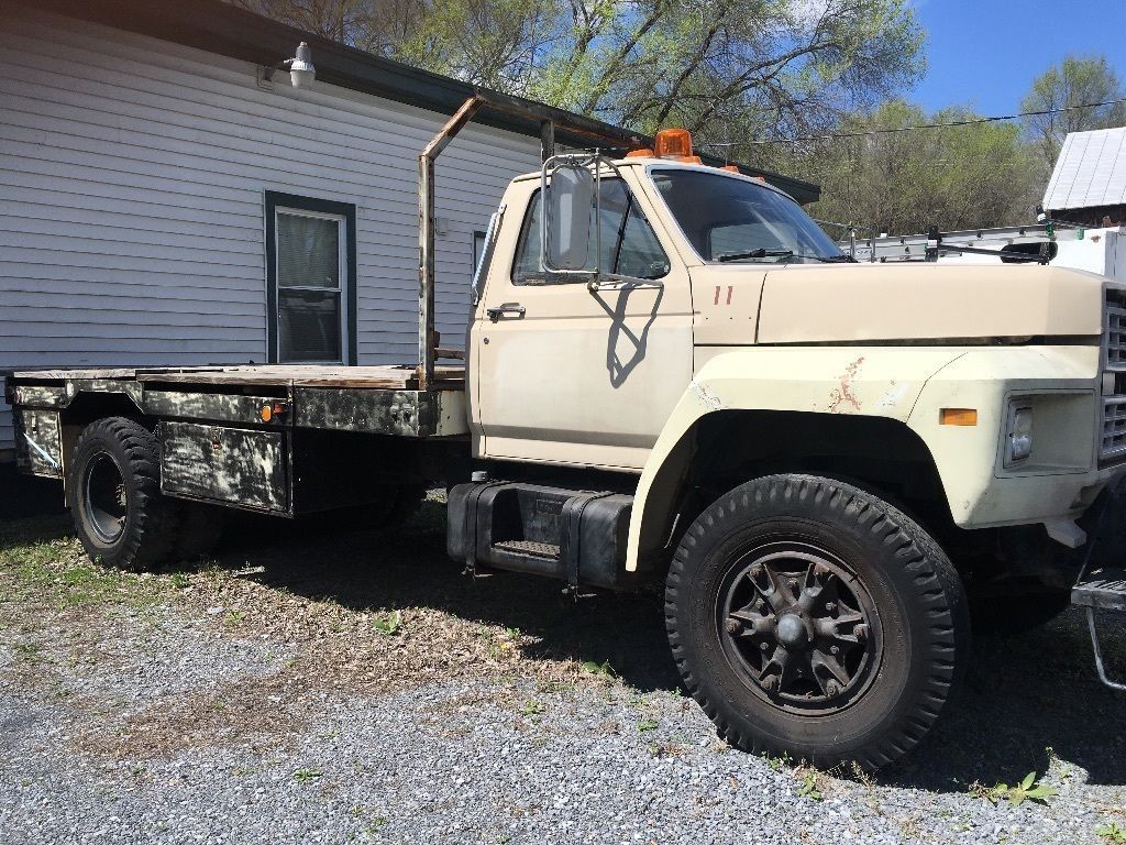 1986 Ford F750 Flatbed
