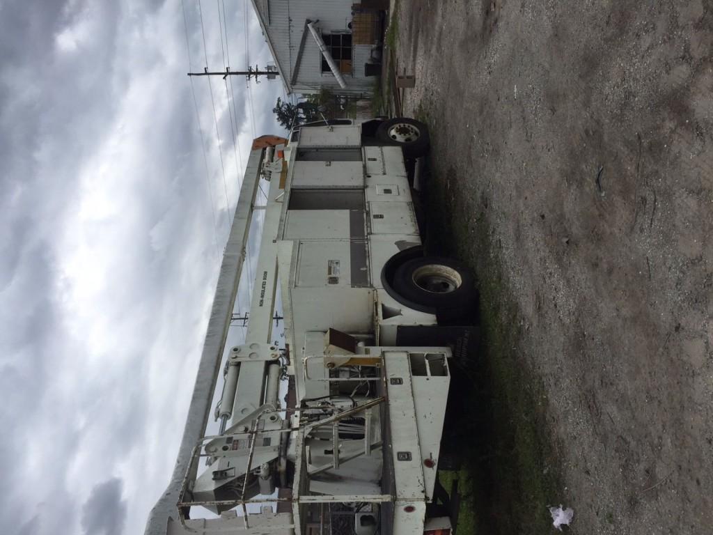 1994 Ford Cabover Bucket Truck