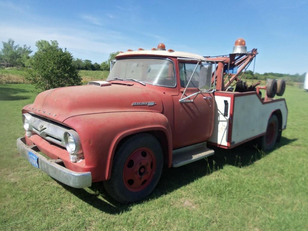 1956 Mercury M 500 Truck Wrecker