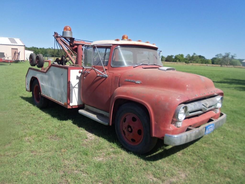 1956 Mercury M 500 Truck Wrecker