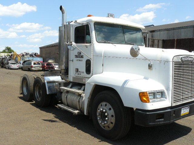 Air conditioned 1994 Freightliner truck
