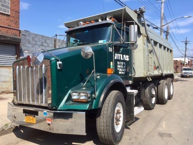 Great condition 2002 Kenworth T800 truck