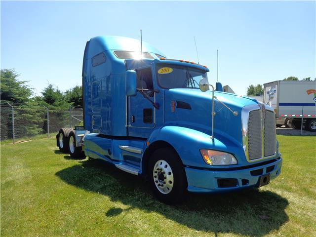 great condition 2011 Kenworth T660 truck