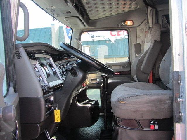 luxury sleeper 2013 Kenworth T 660 truck
