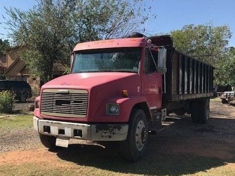 dump truck 1997 Freightliner FL70 truck for sale