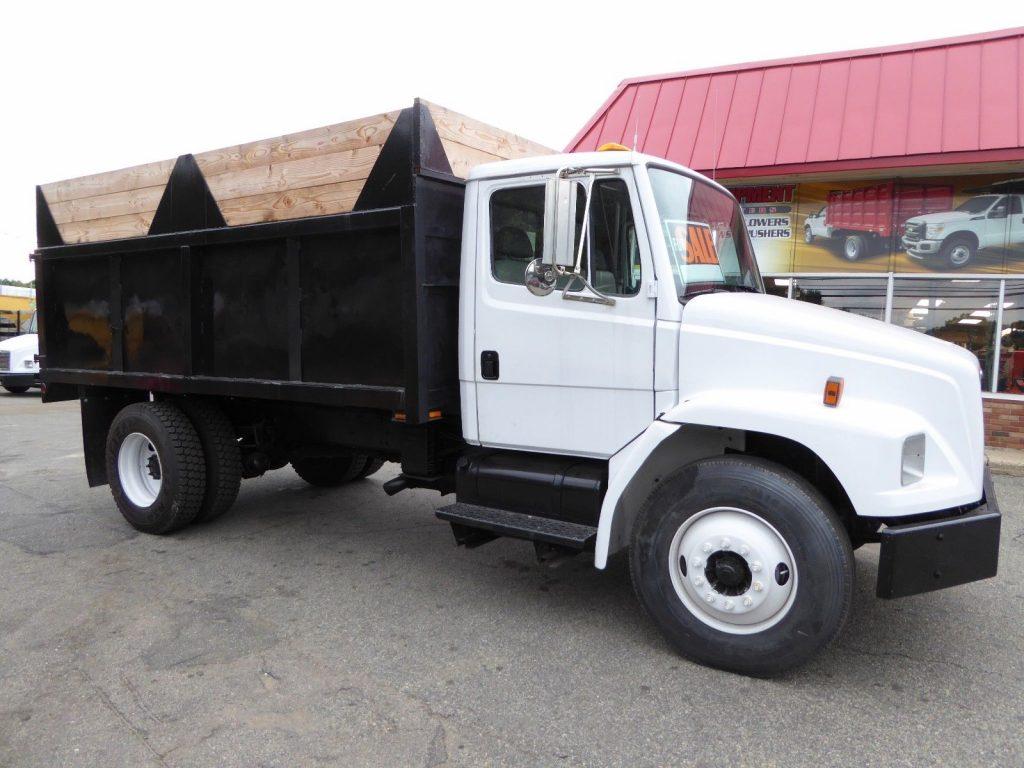 low miles 2001 Freightliner FL70 dump truck