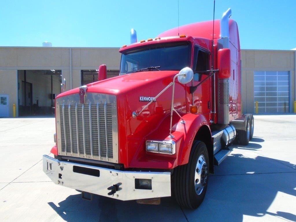 great condition 2009 Kenworth T-800 truck