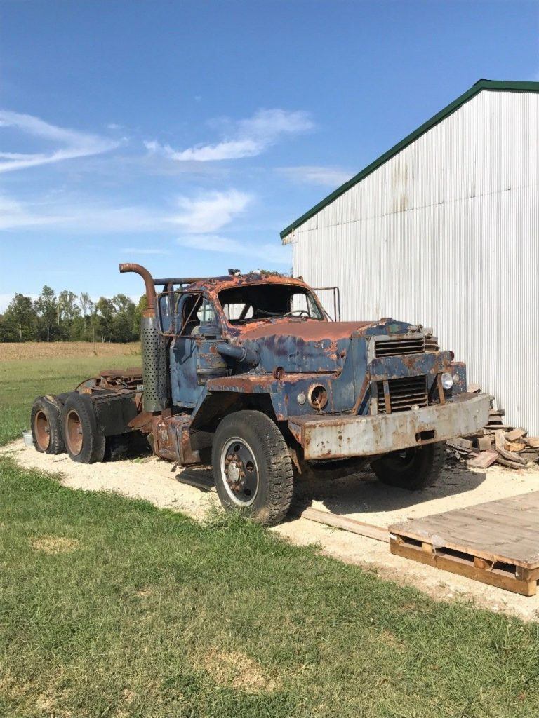 needs restoration 1958 Mack B83SX truck