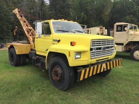 low miles 1991 Ford F 700 Tow Truck for sale