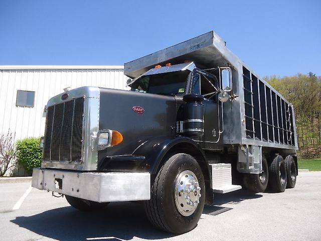 nice and clean 1988 Peterbilt 357 truck