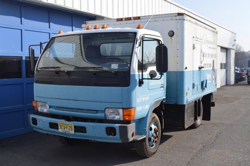 well serviced 1994 Nissan UD 1400 truck