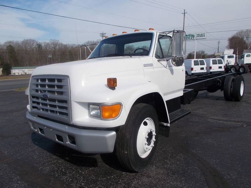 1995 Ford F Series Cab and Chassis truck