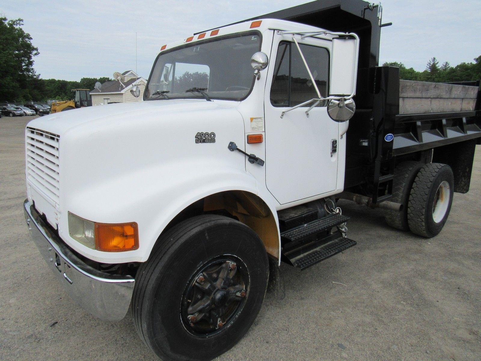 low mileage 1996 International 4900 truck for sale