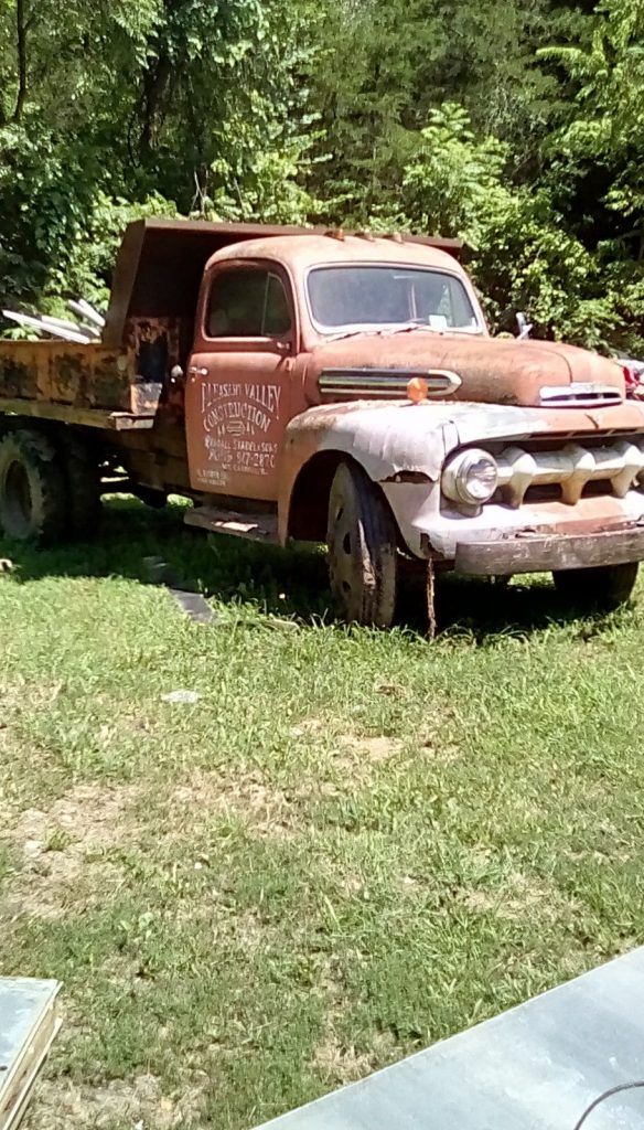 all original 1952 Ford dump truck