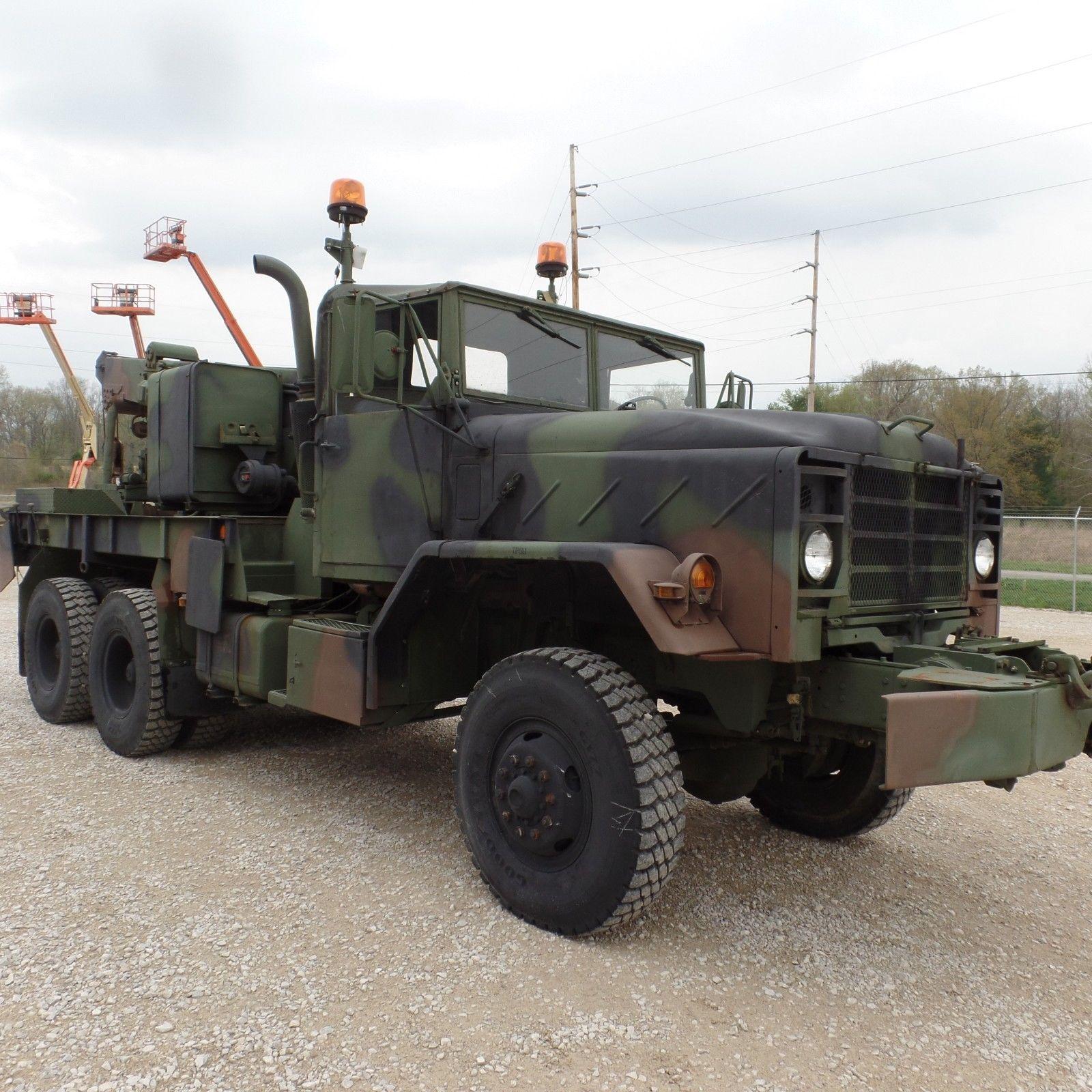 great running 1985 BMY M936a1 Military  Wrecker  Truck  for sale