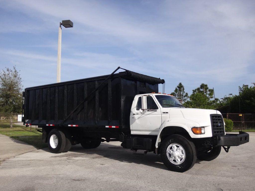 ready for work 1995 Ford F800 Dump Truck