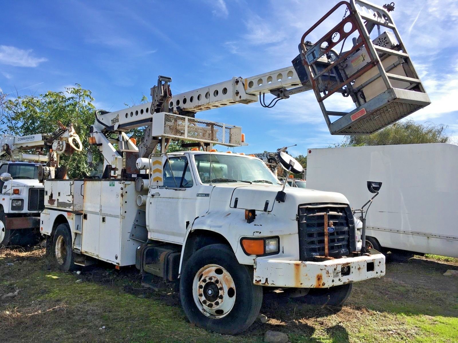 ready to work 1996 Ford F800 truck for sale