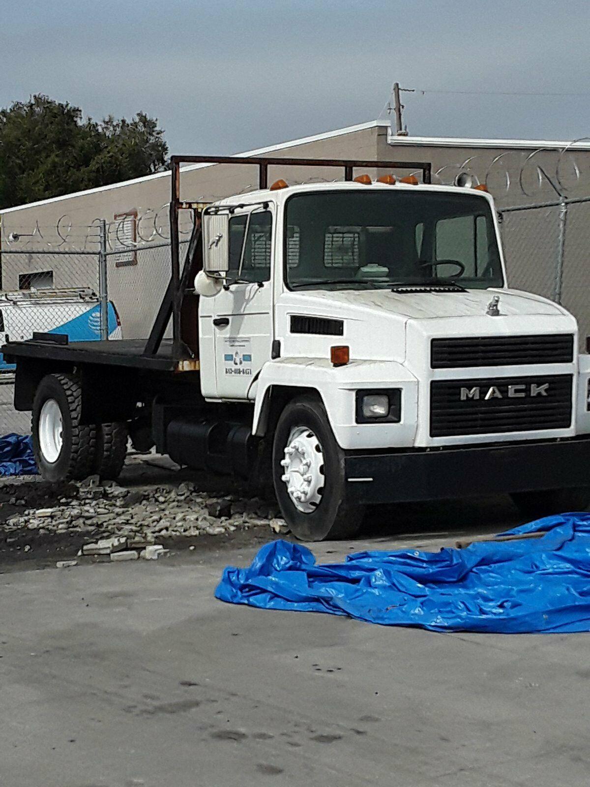 great running 1998 Mack 3500 Midliner with Flatbed Dump Truck for sale