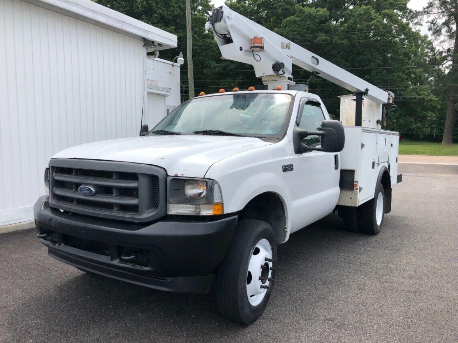 great working 2002 Ford F 450 bucket boom truck for sale