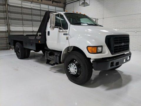 low miles 2000 Ford F 650 Flatbed Winch Truck for sale