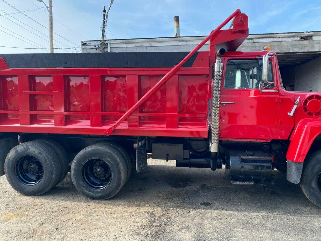 low mileage 1988 Ford F 8000 truck