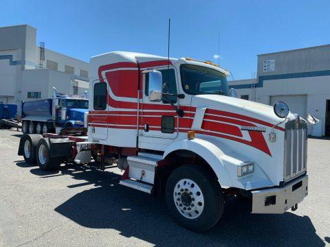 2009 Kenworth T800 truck [recently serviced] for sale