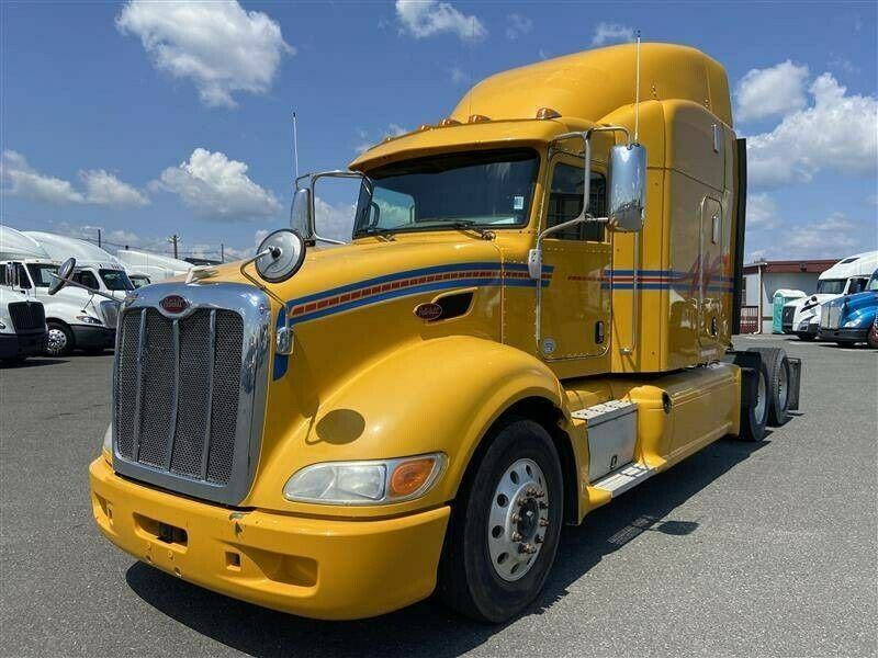 2014 Peterbilt 386 Sleeper Truck [great miles for the year]