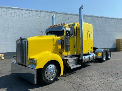 2004 Kenworth W900 truck [amazing truck front to back] for sale