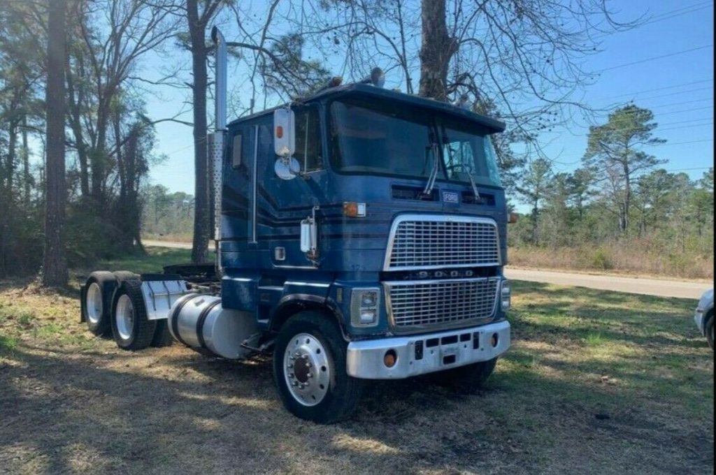 1982 Ford CLT 9000 Cabover Vintage truck [Kenny Rogers truck]