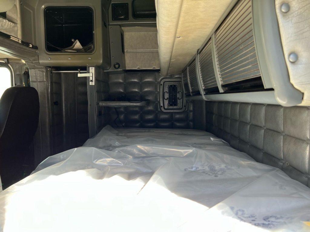 1995 Peterbilt 379 Sleeper truck [ready for work]