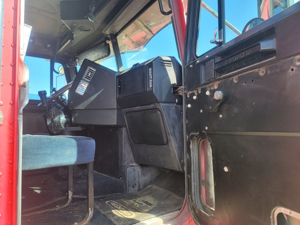 1992 Freightliner truck [pre emission classic]