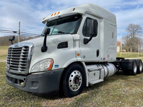 2014 Freightliner Cascadia Truck [needs nothing] for sale
