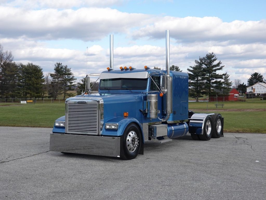 2003 Freightliner Classic XL truck [Completely Refurbished]