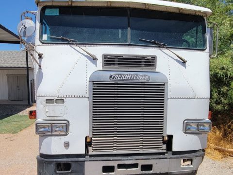 1993 Freightliner FLA Cabover truck [clean] for sale