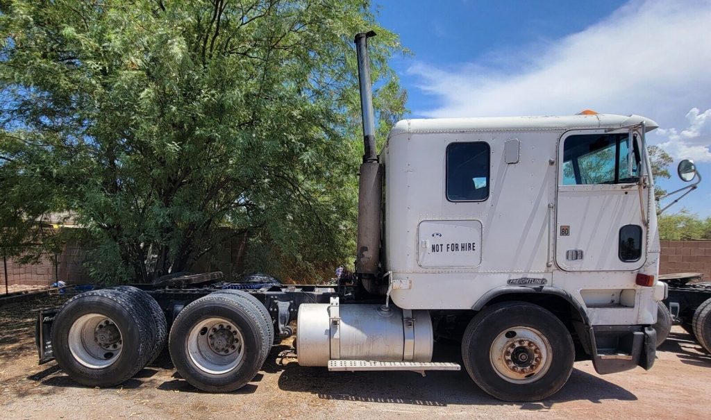 1993 Freightliner FLA Cabover truck [clean]