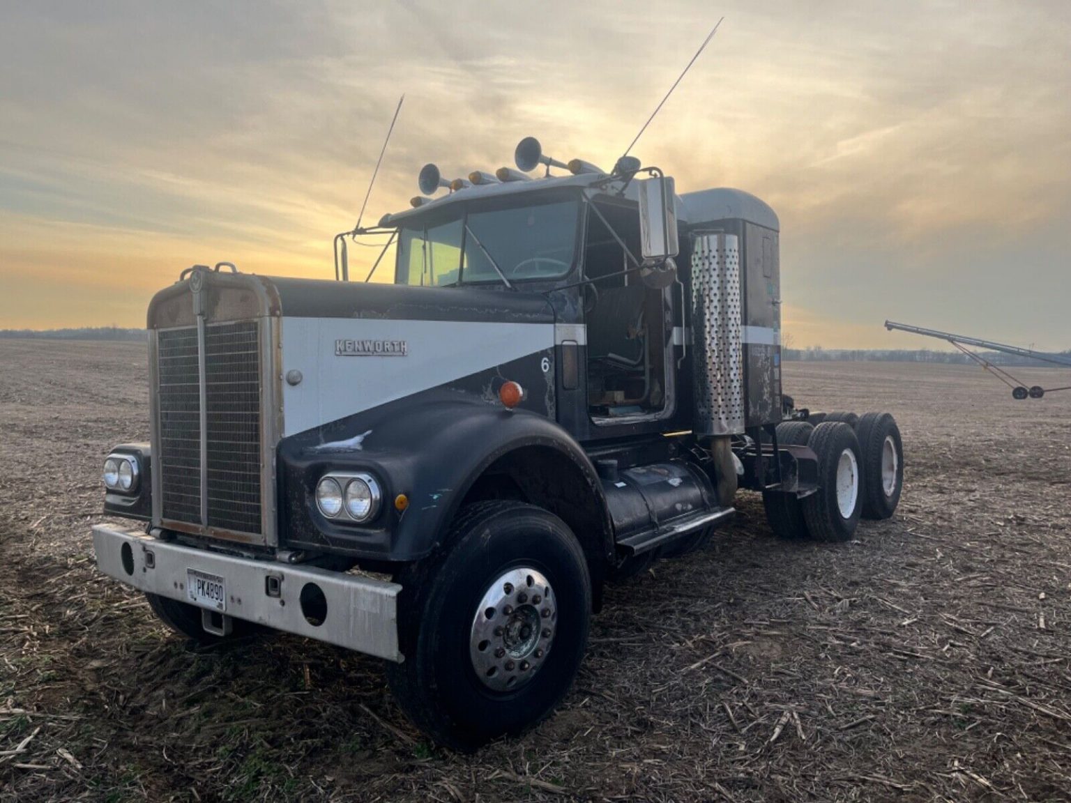 1968 Kenworth W900A truck [project] for sale