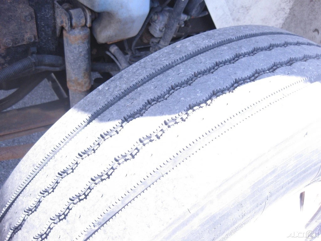 2011 International 4300 7.6L ‘maxxforced’ Turbo Diesel Allison, AC WITH Altec