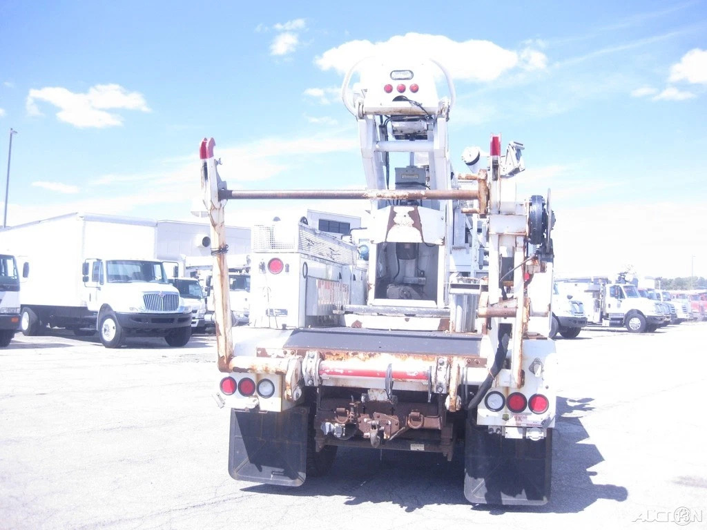 2011 International 4300 7.6L ‘maxxforced’ Turbo Diesel Allison, AC WITH Altec
