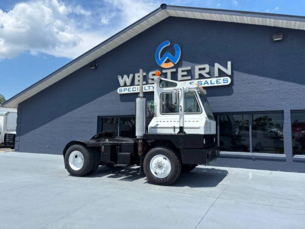 2011 Ottawa Kalmar Yard Spotter Cummins Allison Truck