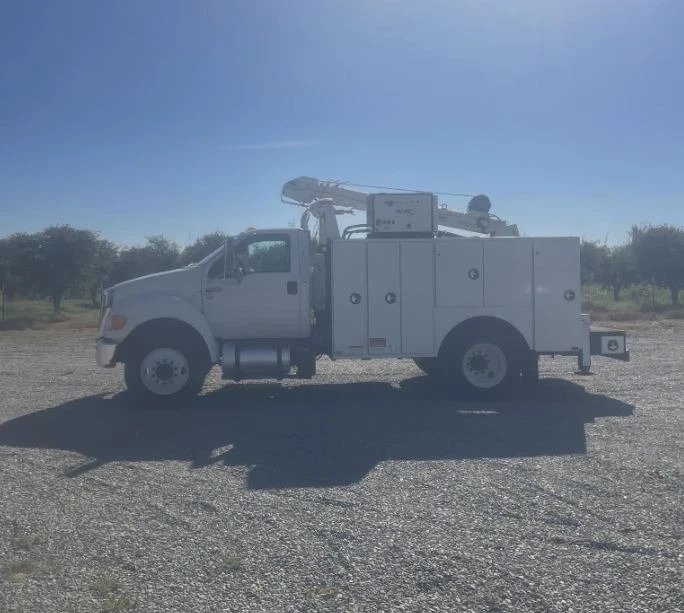 2015 Summit Truck Bodies 10620 Mounted ON Ford F750 XLT