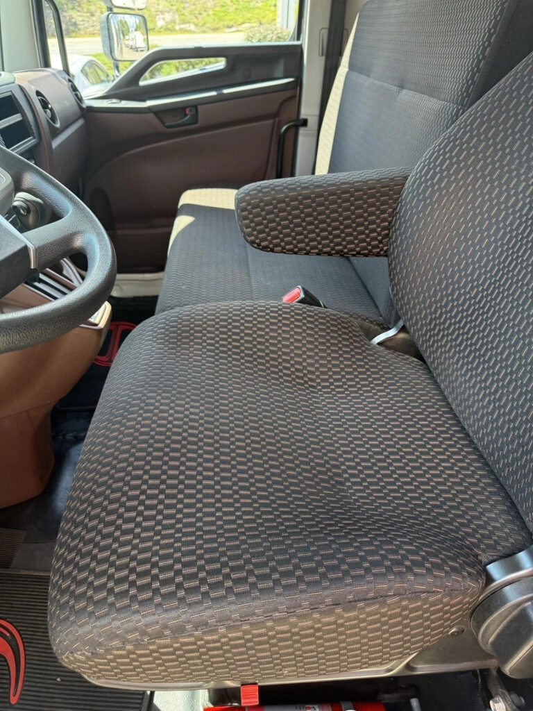 2024 HINO L6 Daycab Semi Trucks