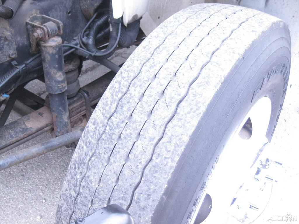 2012 International 4300 Maxxforce 7.6L Turbo Diesel, Allison AC, WITH Altec