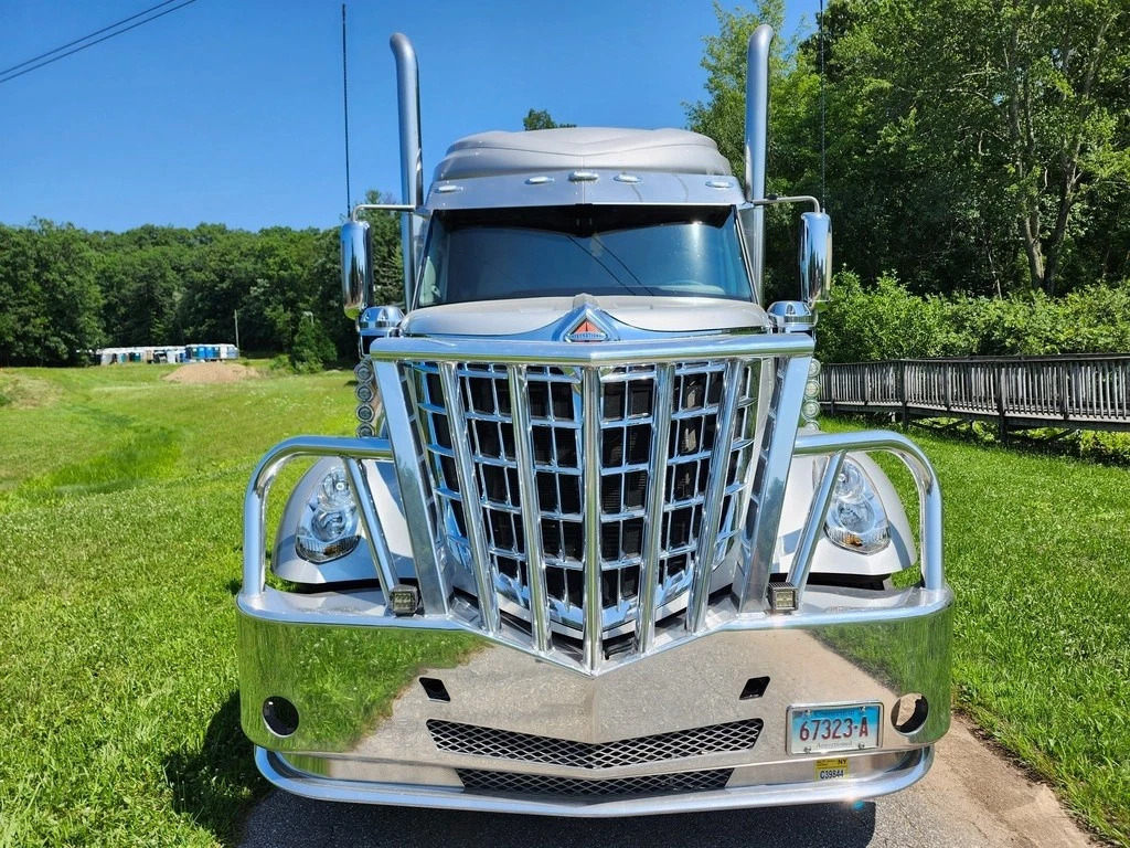 2016 International Lonestar 550hp Cummins ISX CB Radio Massage Seats