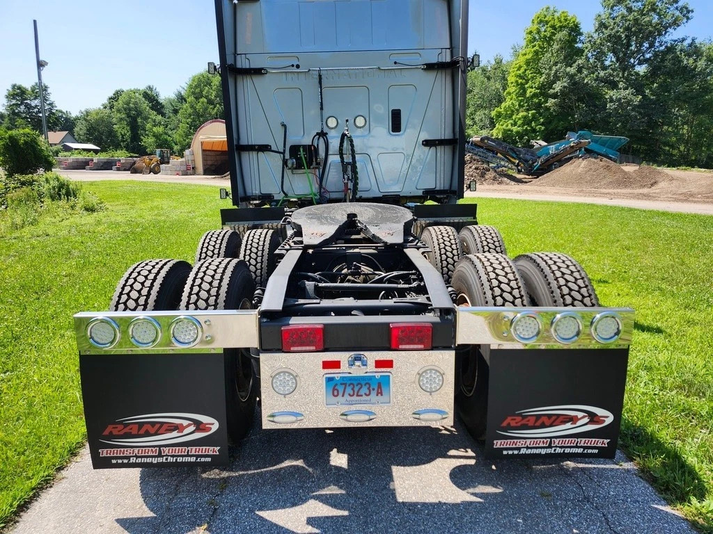 2016 International Lonestar 550hp Cummins ISX CB Radio Massage Seats