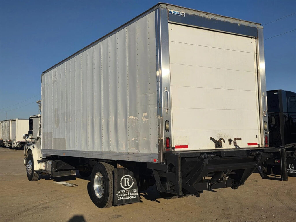2017 Freightliner M2