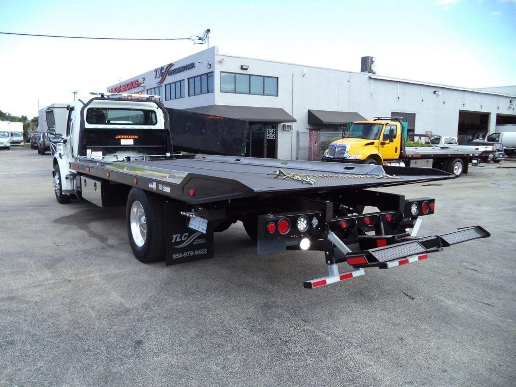 2019 Freightliner M2 106 w/ Brand New 22` Jerrdan 6 Ton XLP Car Carrier Rollback