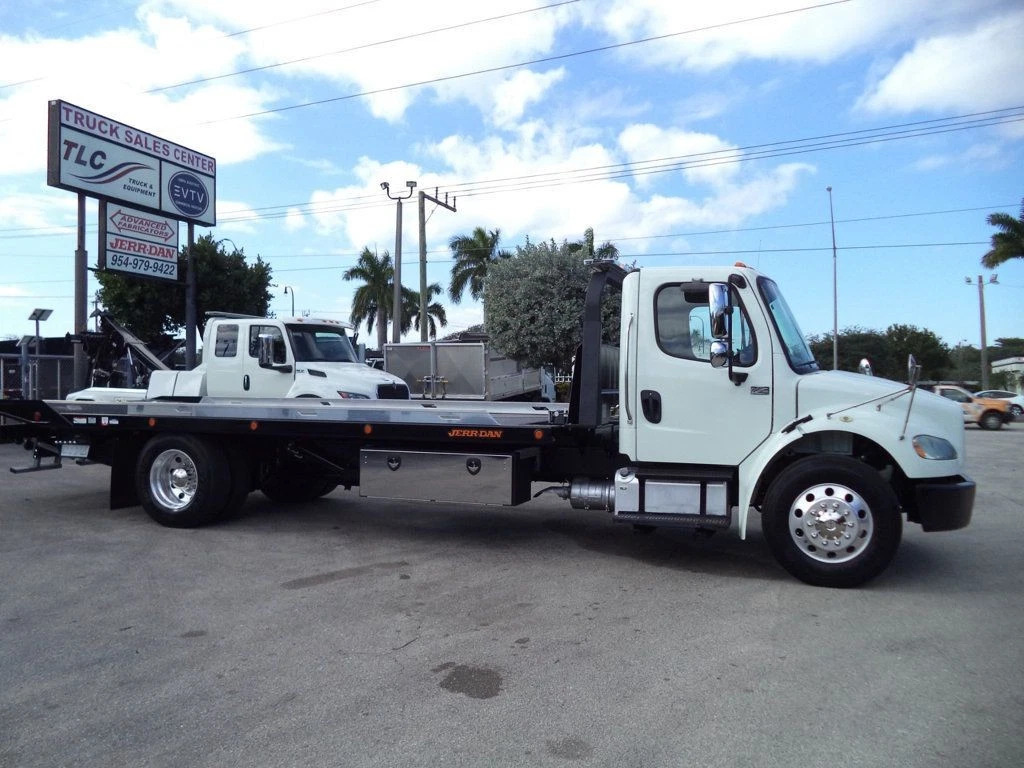 2019 Freightliner M2 106 w/ Brand New 22` Jerrdan 6 Ton XLP Car Carrier Rollback