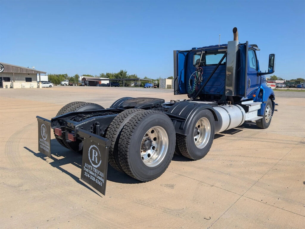 2019 International LT Manual